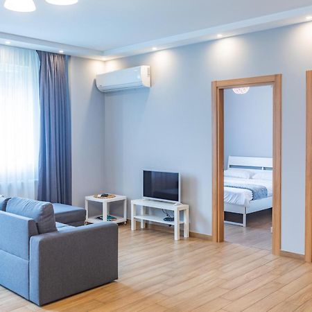 Apartment By The Sheraton Batumi Bagian luar foto