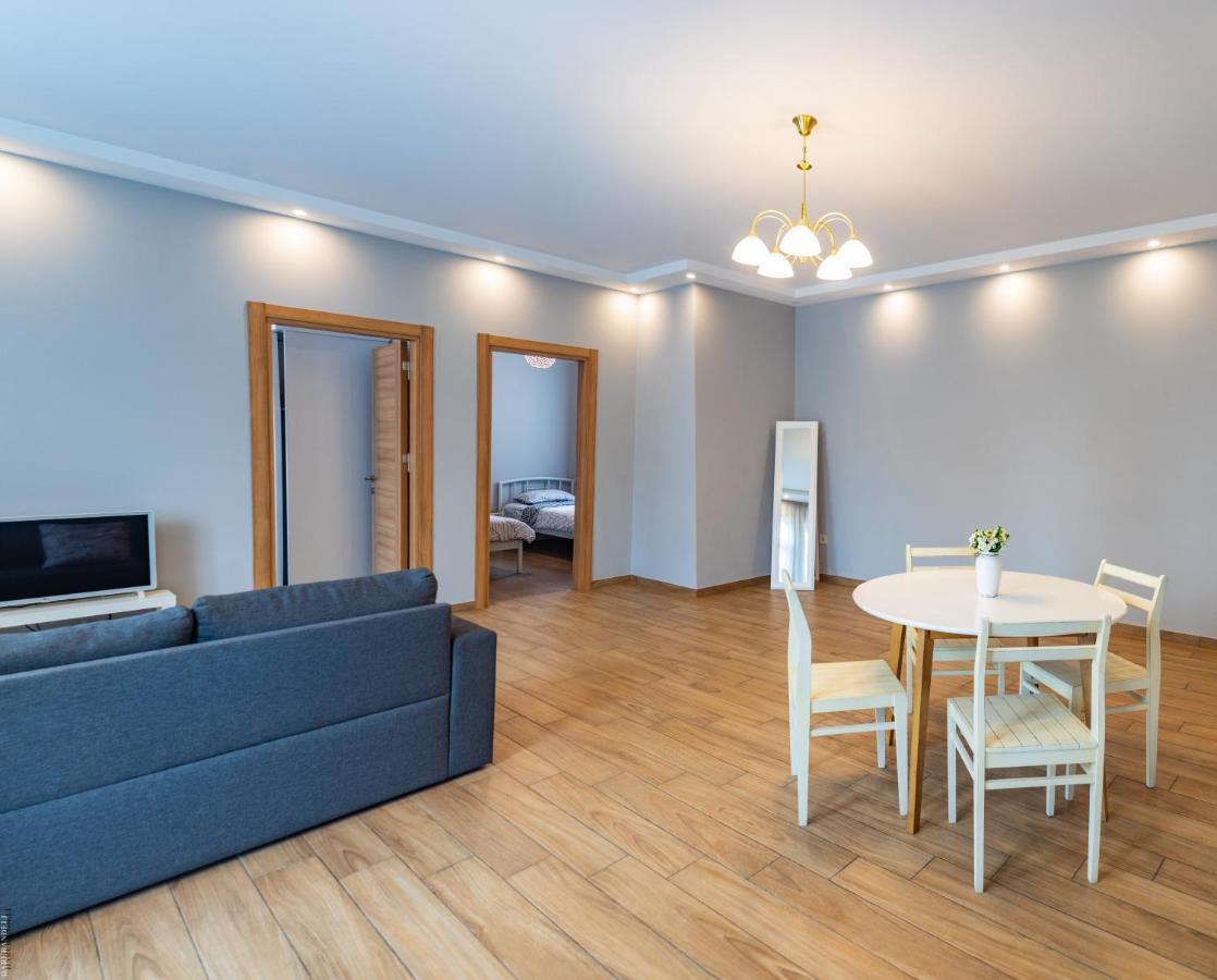 Apartment By The Sheraton Batumi Bagian luar foto